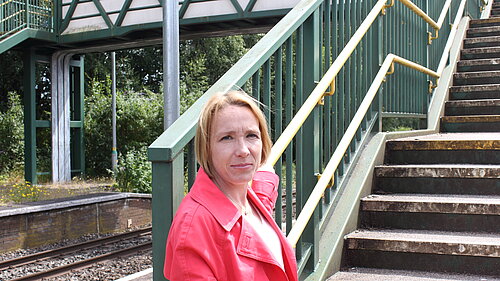 Helen Morgan with the steps at Whitchurch Station