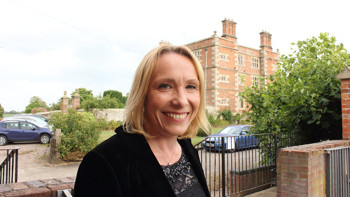 Helen celebrates Wem's link to Shakespeare - North Shropshire Liberal ...
