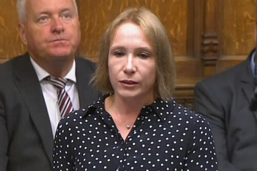 Helen speaking in Parliament